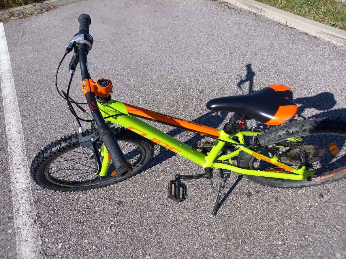 e-bike ladegerät bosch Halterung E-Bike Akku Ladegerät Bosch 2A & 4A – 3D-Druck Camper