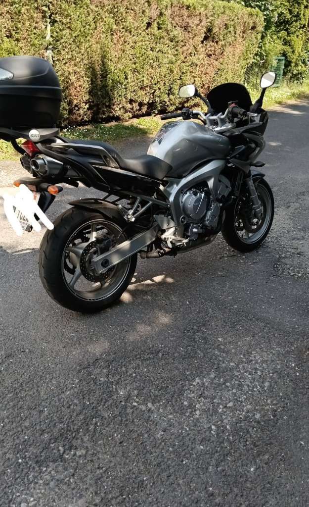 Yamaha FZS Fazer 600 Tourer