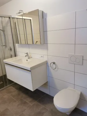 2-Zimmer-Wohnung mieten in Innsbruck-Land – 87 m², € 1.000 – Bild 2 von 13