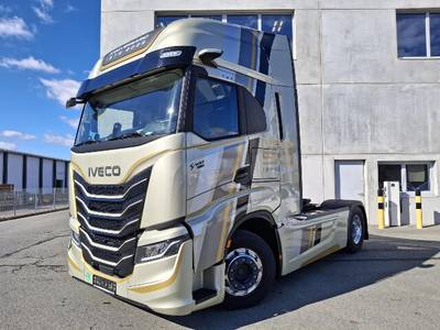 IVECO S-Way VORFÜHRWAGEN Sattelzugmaschine