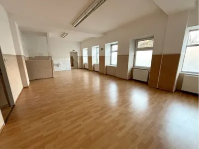 Gewerbeimmobilie mieten in Wien – 297 m², € 3.545 – Bild 2 von 9