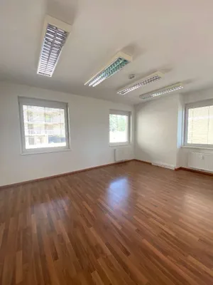 Gewerbeimmobilie mieten in Graz-Umgebung – 195 m², € 3.044 – Bild 9 von 13