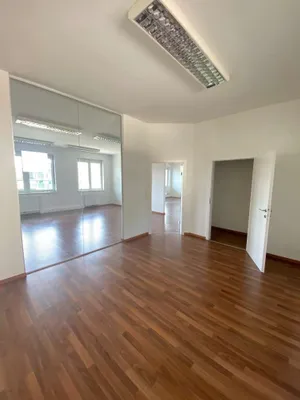 Gewerbeimmobilie mieten in Graz-Umgebung – 195 m², € 3.044 – Bild 10 von 13