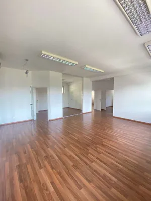 Gewerbeimmobilie mieten in Graz-Umgebung – 195 m², € 3.044 – Bild 2 von 13