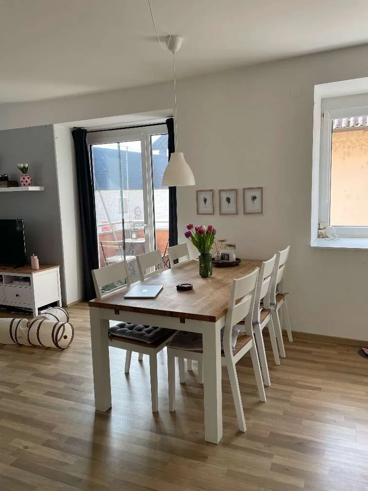 Helle 3-Zimmer Wohnung (förderbar) mit Balkon im Zentrum – pohled 3