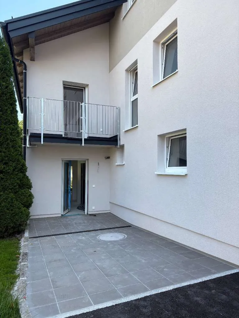 Salzkammergut - ruhige 3 Zimmer Gartenwohnung im Zentrum von St. Georgen - Ansicht 2