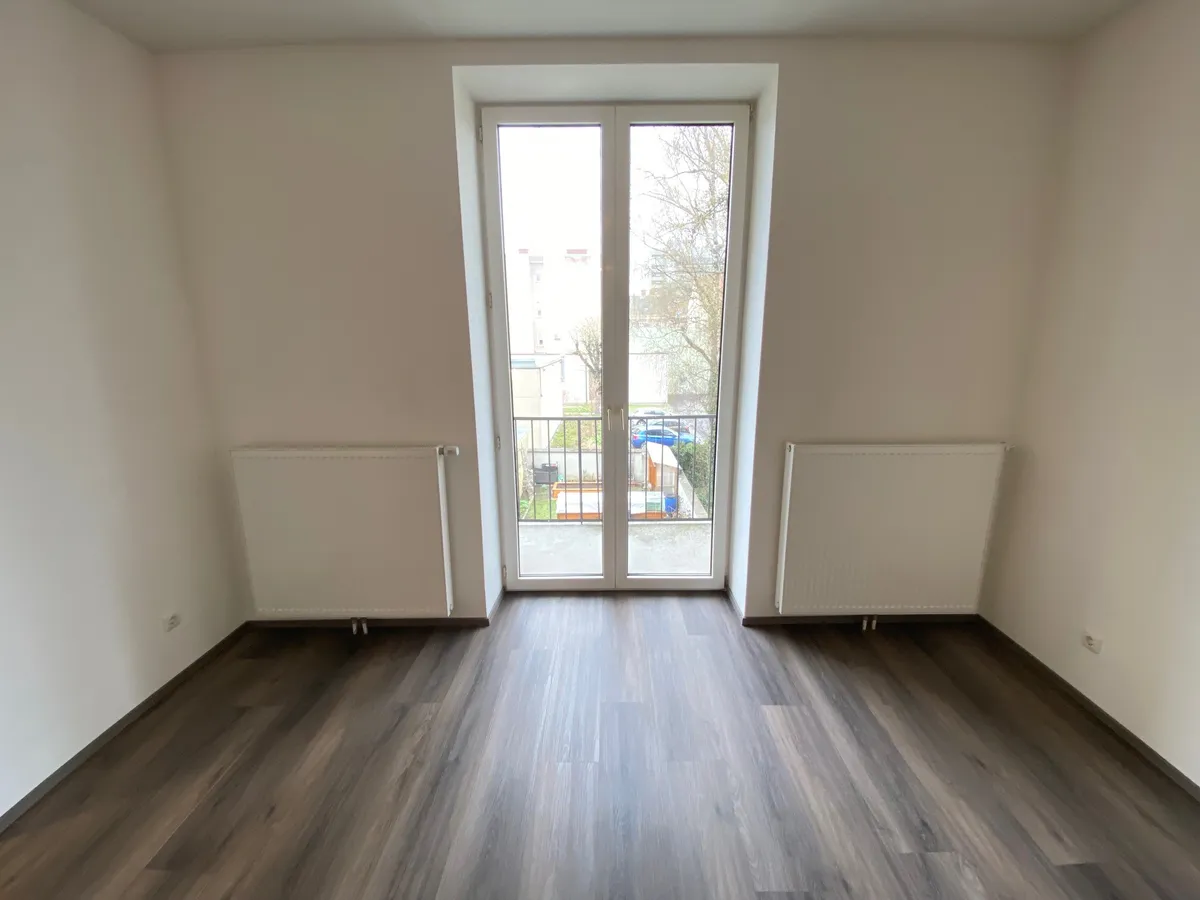 Gepflegtes Altbaubüro im 1.OG (kein Lift) Nähe Herz Jesu Kirche – pohled 2