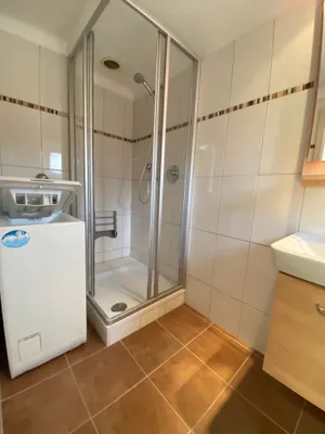 Gewerbeimmobilie mieten in Linz – 80 m², € 920 – Bild 9 von 13