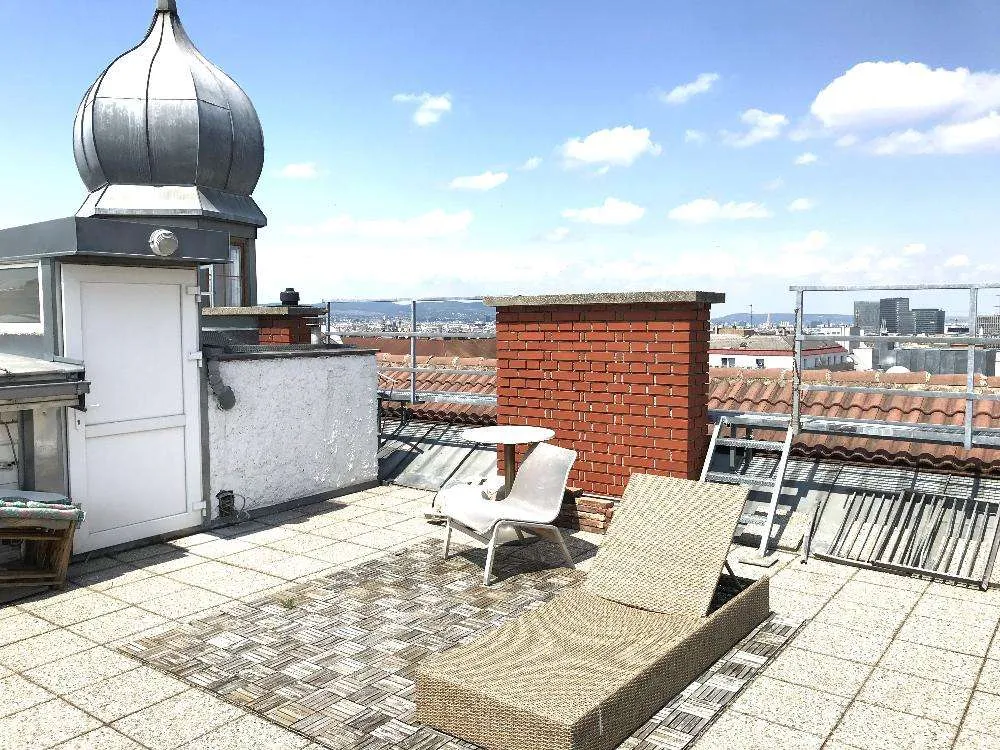 EINZIGARTIG !!! PENTHOUSE mit KUPPELTURM und 2 TERRASSEN - TRAUMAUSBLICK! - Widok 2