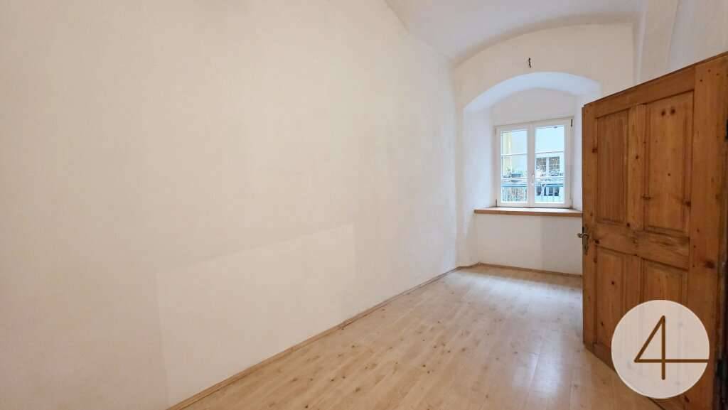 Einzigartige Wohnung in historischen Gemäuern Krems-Stein - Ansicht 3