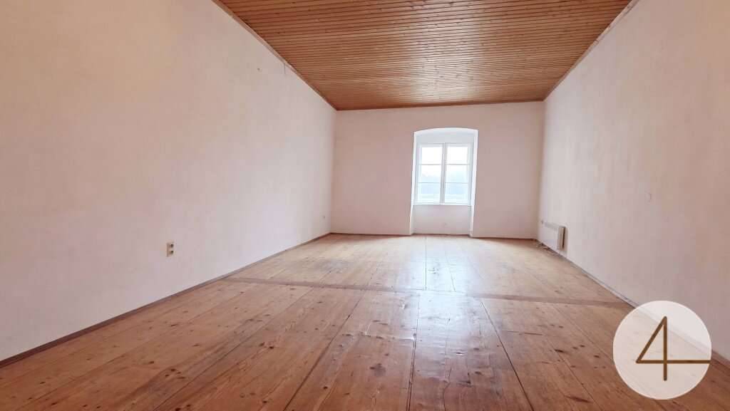Einzigartige Wohnung in historischen Gemäuern Krems-Stein - Ansicht 2