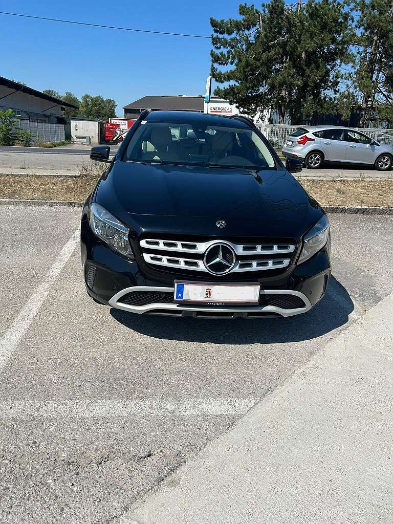 Mercedes-Benz GLA-Klasse GLA 200 Aut. SUV / Geländewagen