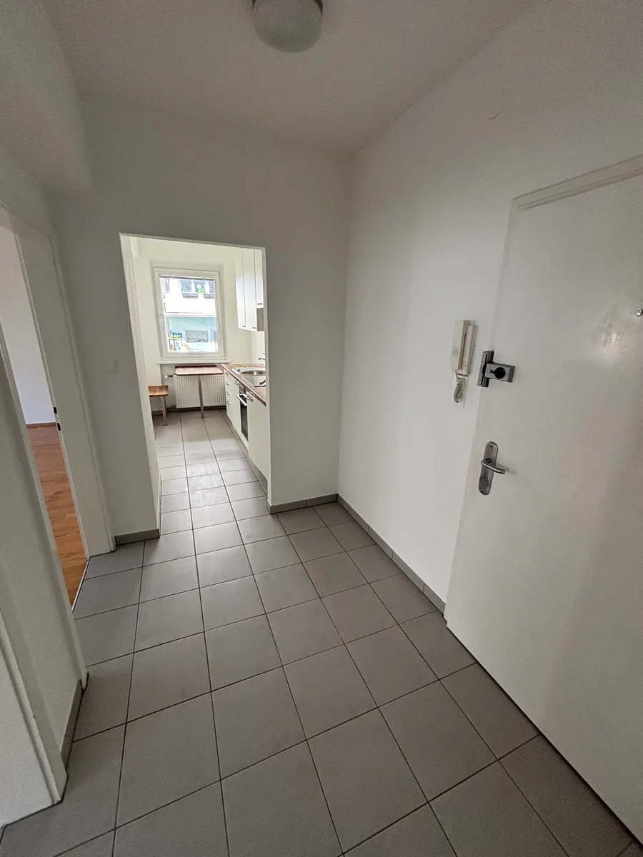 Provisionsfreie, gepflegte 2-Zimmer-Wohnung (52 m²) in Bestlage direkt neben der Klinik Innsbruck - Ansicht 3