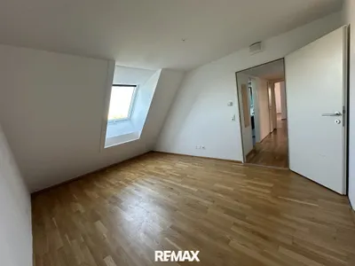 3-Zimmer-Wohnung mieten in Baden – 106 m², € 1.380 – Bild 5 von 12