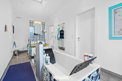 10-Zimmer-Immobilie kaufen in Korneuburg – 300 m², € 1.290.000 – Bild 35 von 45