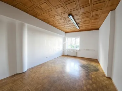 3-Zimmer-Gewerbeimmobilie mieten in Graz – 180,73 m², € 1.489 – Bild 10 von 12