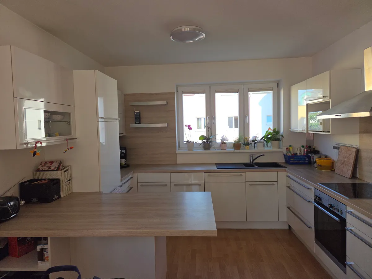 Byt, 2 pokoje, 78 m²