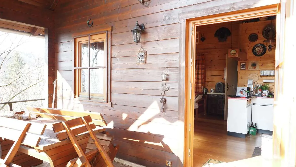 Extrem steiler Baugrund mit kleinem Wochenendhaus in Aussichtslage Stattegg – pohled 2