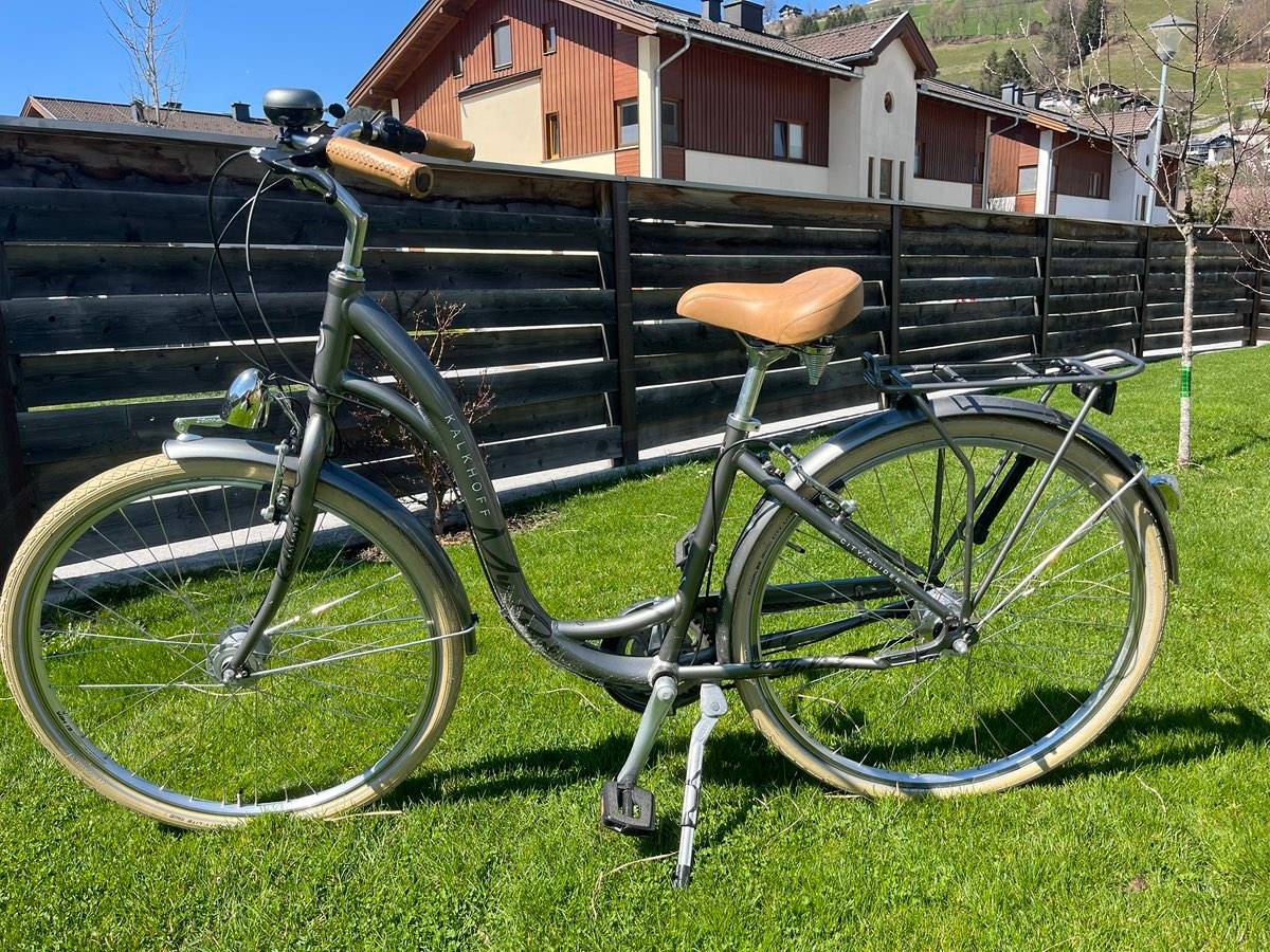 Kalkhoff Damenrad 8-Gang | Tiefer Einstieg | TOP Zustand | Licht + Korb |  sofort fahrbereit,  220,- (5730 Mittersill) - willhaben