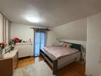 6-Zimmer-Haus kaufen in Braunau am Inn – 140 m², € 350.000 – Bild 7 von 23
