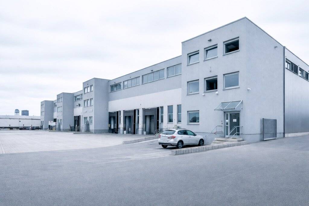 Kombination Lager 1087 m² und Büro 53 m² in Schwechat - Ansicht 2