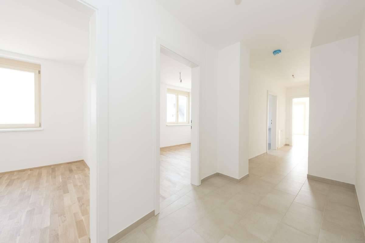 Moderne 3-Zimmer Eigentumswohnung in Leibnitz, 86 m², Fußbodenheizung, Carport, Topausstattung, perfekte Lage in der Südsteiermark! – pohled 3