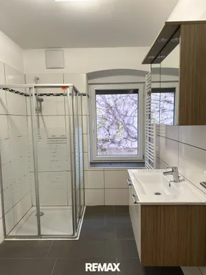 9-Zimmer-Gewerbeimmobilie kaufen in Gmunden – 347,68 m², € 888.888 – Bild 24 von 25