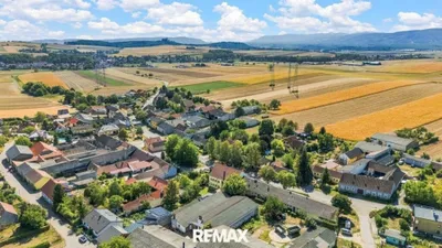 8-Zimmer-Haus kaufen in Korneuburg – 227 m², € 585.000 – Bild 2 von 26