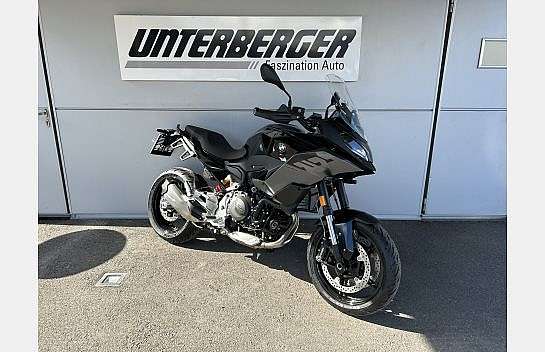 BMW F 900 XR Tourer