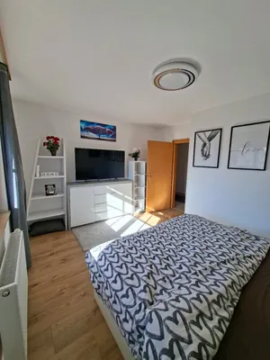 3-Zimmer-Haus mieten in Neunkirchen – 80 m², € 1.250 – Bild 7 von 13