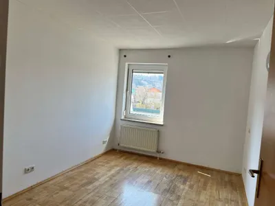 Gewerbeimmobilie mieten in Wels-Land – 85 m², € 800 – Bild 2 von 12