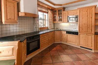 5-Zimmer-Haus kaufen in Kitzbühel – 147 m², € 1.675.000 – Bild 6 von 11