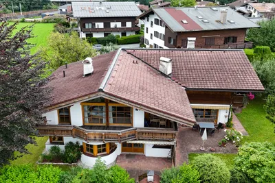 5-Zimmer-Haus kaufen in Kitzbühel – 147 m², € 1.675.000 – Bild 2 von 11
