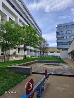 5-Zimmer Familien-Maisonette nahe Schloss Schönbrunn | 136 m² | Terrasse | ruhige Innenhoflage | opt. KFZ-Stellplatz | – Bild 2