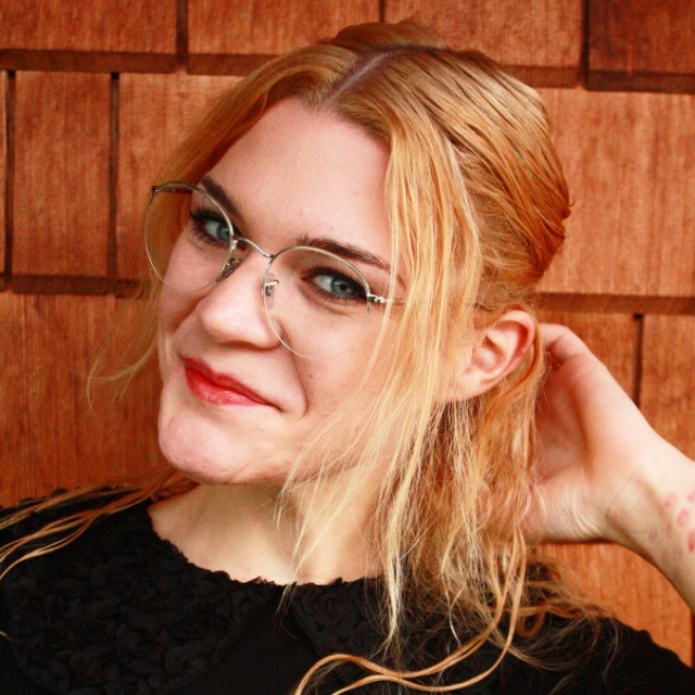 Emily Höll