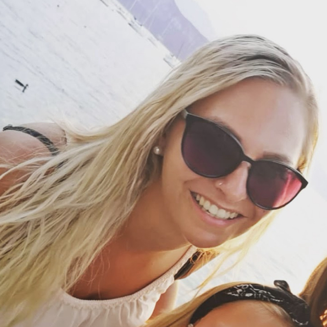 Simone
