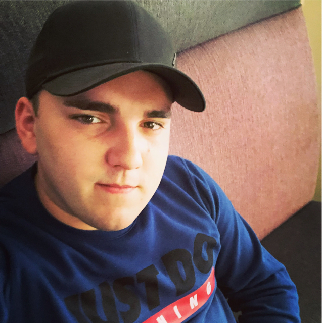 Enis