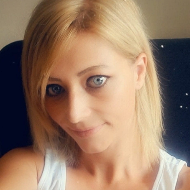 Nicole Midl