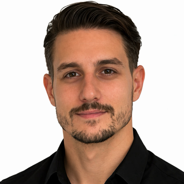 Dániel Szabó
