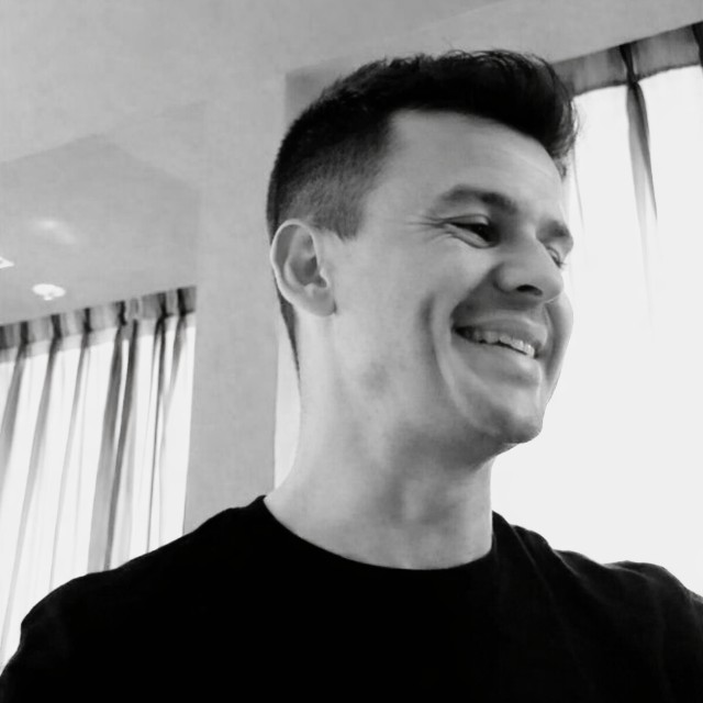 Daniel Varga